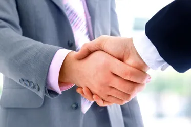 Sesja pod znakiem decyzji bankierów