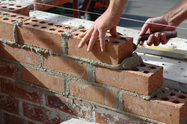 API: Spadek zapasów ropy w USA o ponad 5 mln baryłek