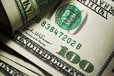 Złoty traci do dolara