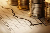 Dolar cofa się przed Yellen