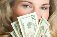 Popołudnie określą payrolly i głosy z Fed