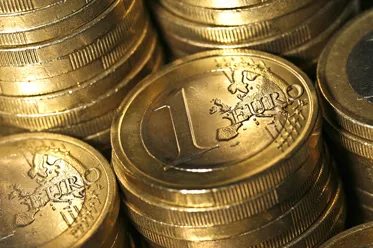 Złoty stracił po publikacji protokołu z posiedzenia FOMC
