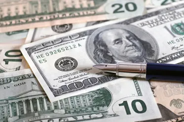 Dzisiaj Draghi będzie „mieszał” na euro