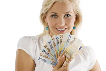 Dolar kanadyjski dalej wyraźnie słaby