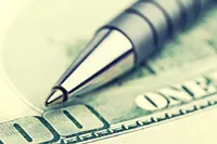 Dolar znów w górę, szkodzą obawy o wzrost gospodarczy