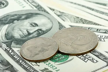 Dolar jednak w górę