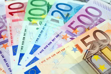 Eurodolar nadal w konsolidacji